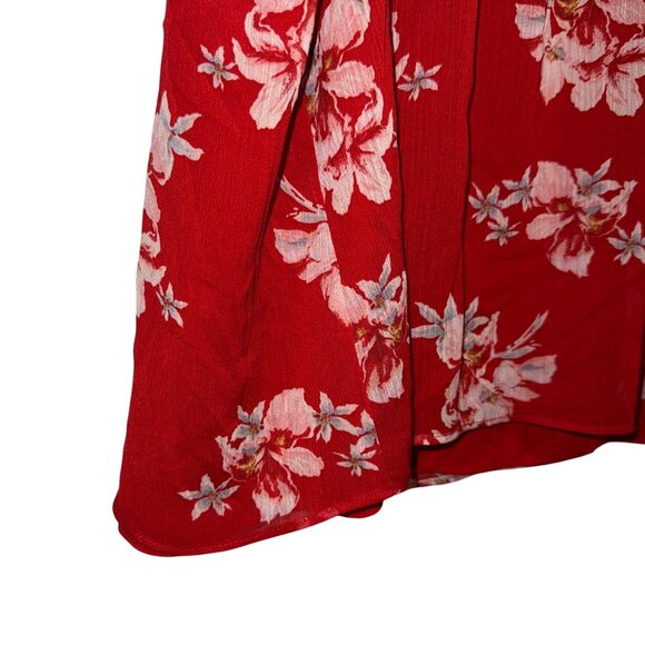 Vince Camuto Red Floral Sleeveless Blouse Medium Lightweight Elegant Design - Picture 2 of 5